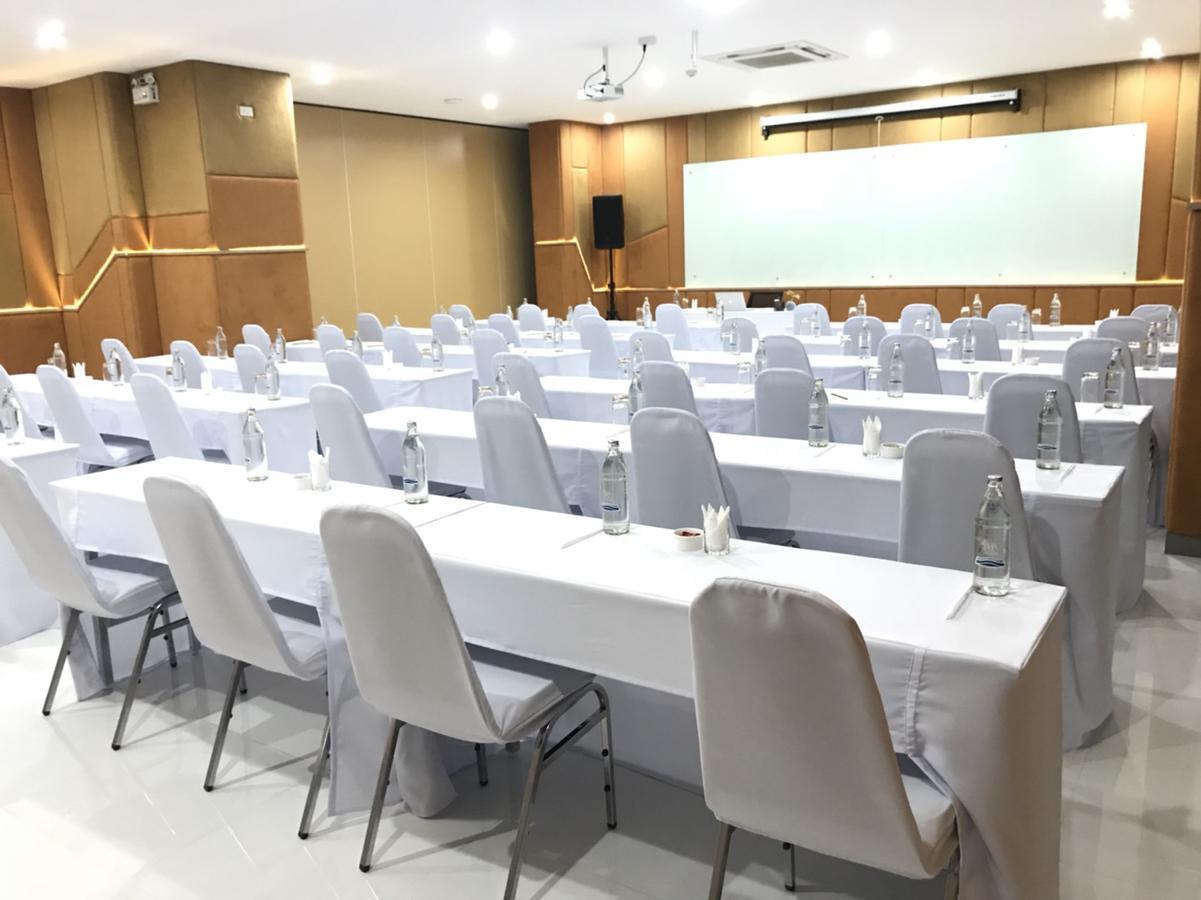 Anna-Nava Pakkret Hotel Nonthaburi Dış mekan fotoğraf